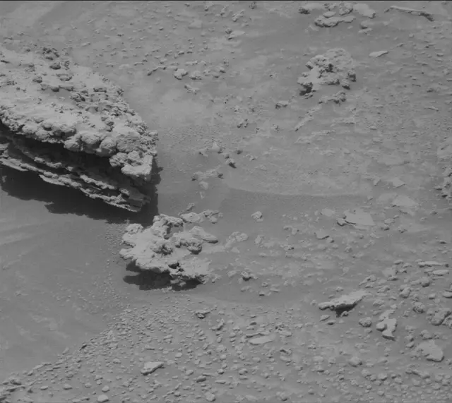 Sol 3715: Mast Camera (Mastcam)