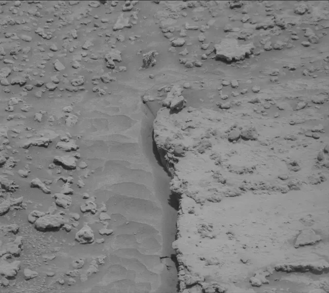 Sol 3715: Mast Camera (Mastcam)