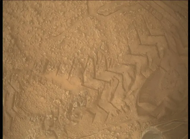 Sol 3715: Mars Descent Imager (MARDI)