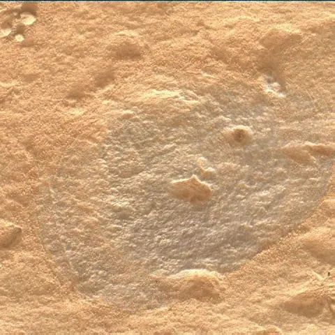 Sol 3716: Mars Hand Lens Imager (MAHLI)