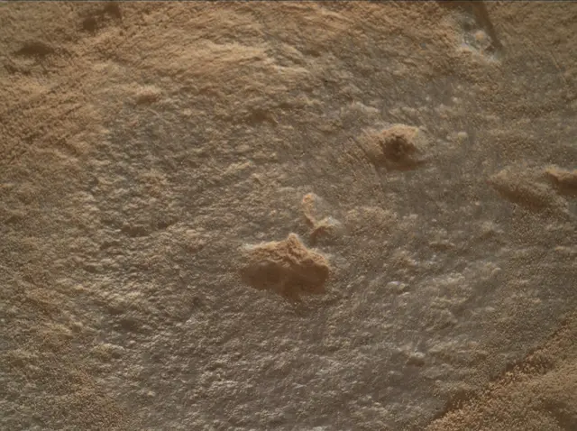 Sol 3716: Mars Hand Lens Imager (MAHLI)