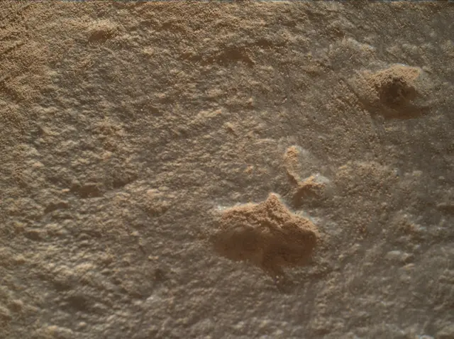 Sol 3716: Mars Hand Lens Imager (MAHLI)