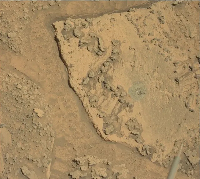 Sol 3718: Mast Camera (Mastcam)