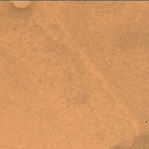 Sol 3718: Mars Hand Lens Imager (MAHLI)