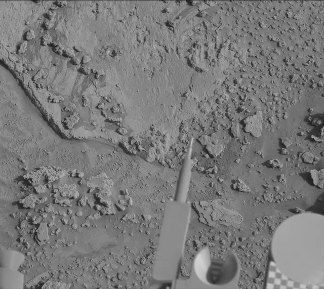 Sol 3719: Mast Camera (Mastcam)