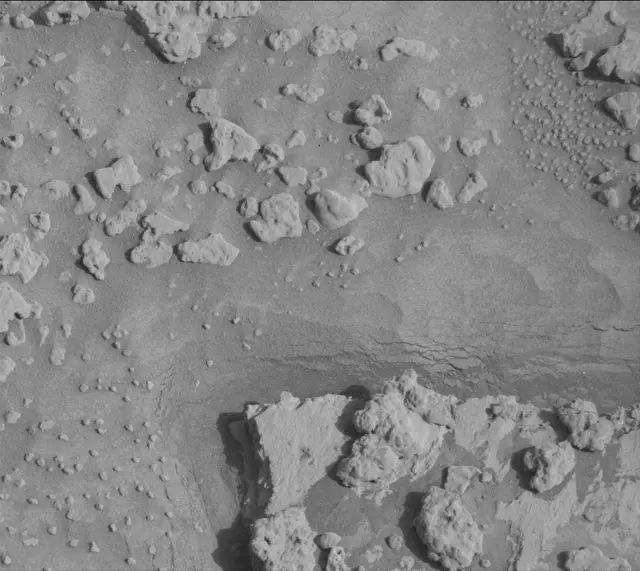 Sol 3719: Mast Camera (Mastcam)