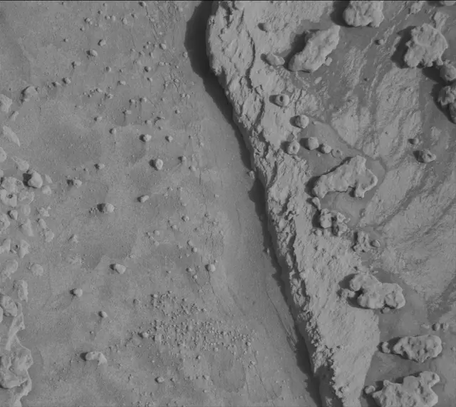 Sol 3719: Mast Camera (Mastcam)