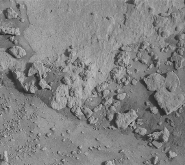 Sol 3719: Mast Camera (Mastcam)