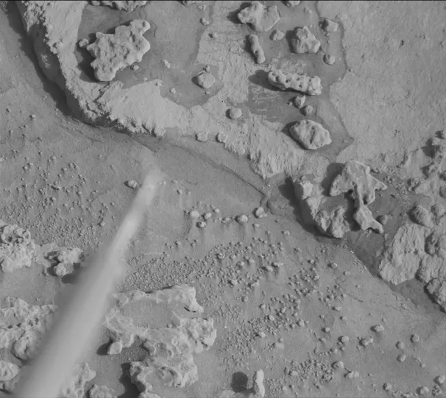 Sol 3719: Mast Camera (Mastcam)