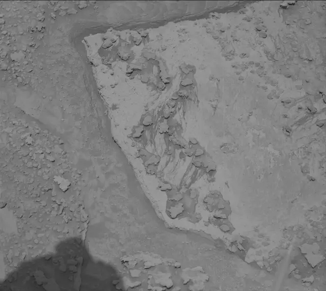 Sol 3720: Mast Camera (Mastcam)