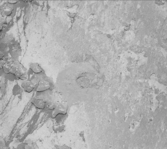 Sol 3720: Mast Camera (Mastcam)