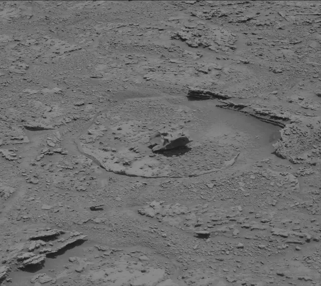 Sol 3721: Mast Camera (Mastcam)