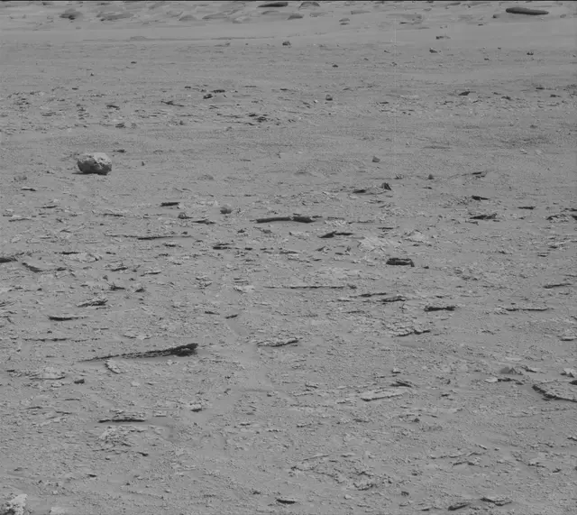 Sol 3721: Mast Camera (Mastcam)