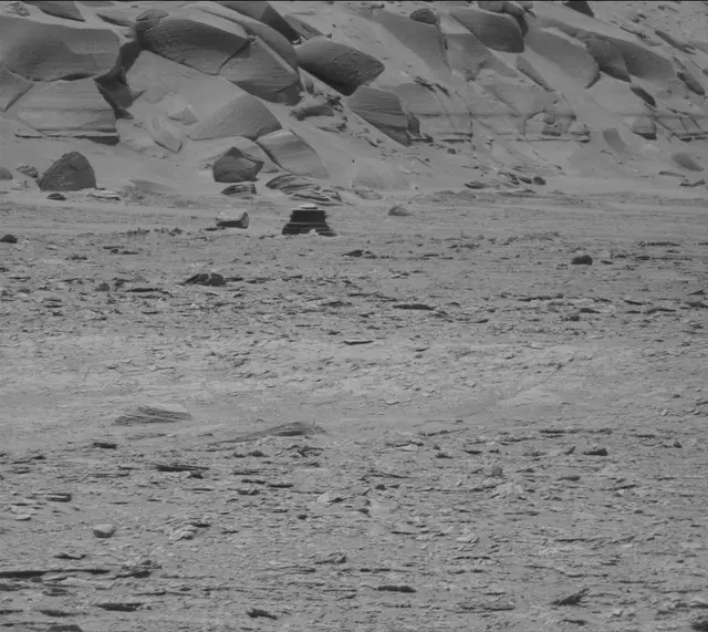 Sol 3721: Mast Camera (Mastcam)