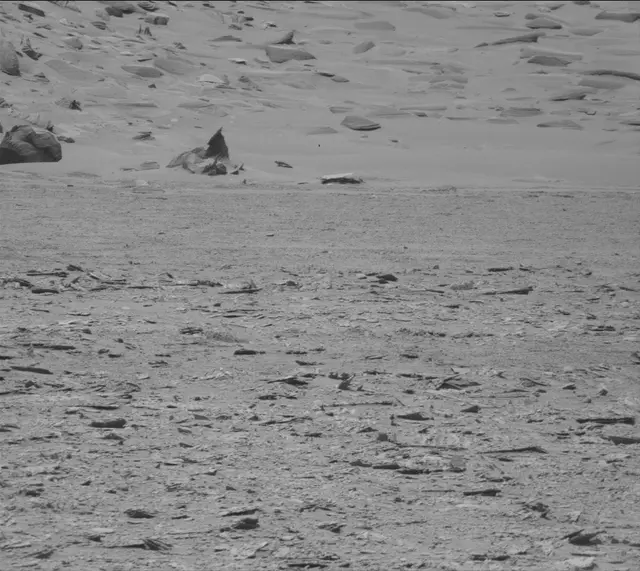 Sol 3721: Mast Camera (Mastcam)