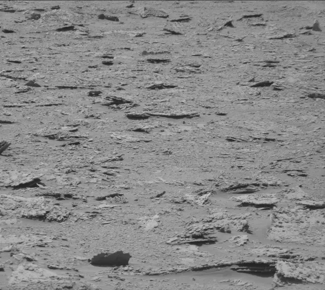 Sol 3721: Mast Camera (Mastcam)