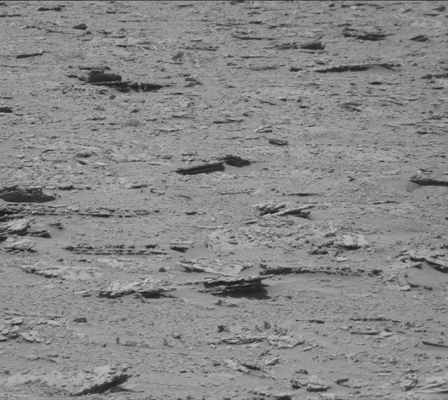 Sol 3721: Mast Camera (Mastcam)
