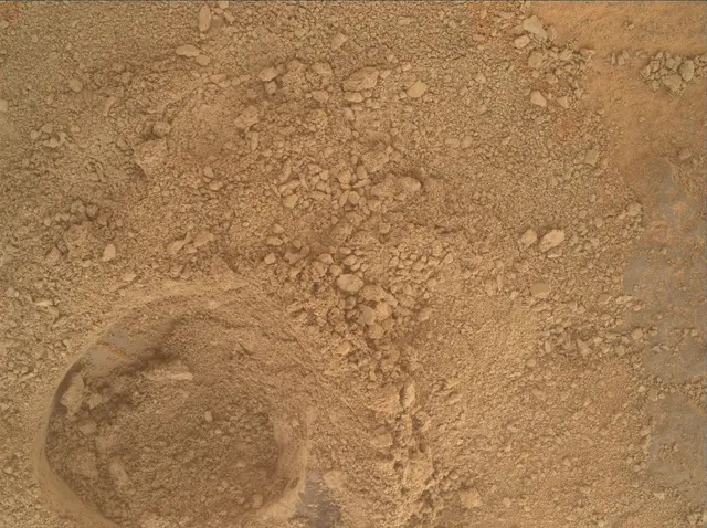 Sol 3721: Mars Hand Lens Imager (MAHLI)
