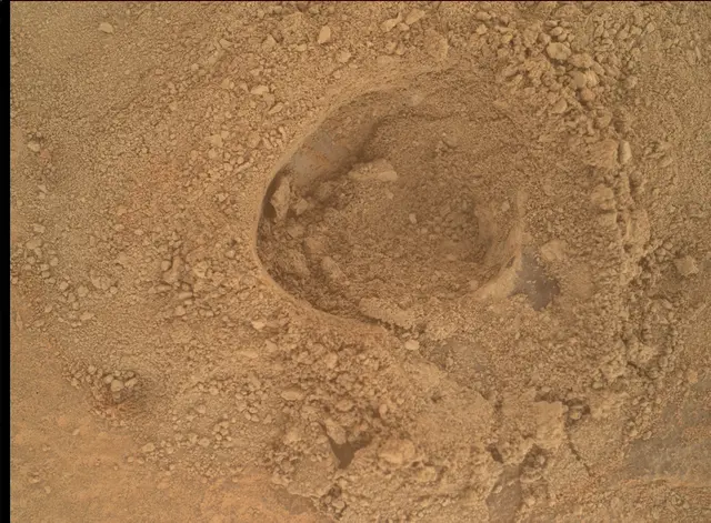 Sol 3721: Mars Hand Lens Imager (MAHLI)