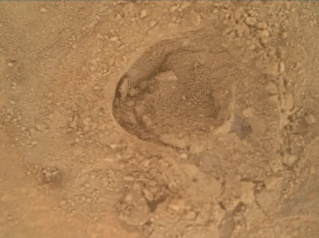 Sol 3721: Mars Hand Lens Imager (MAHLI)