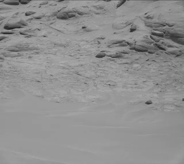 Sol 3723: Mast Camera (Mastcam)