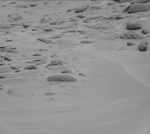 Sol 3723: Mast Camera (Mastcam)
