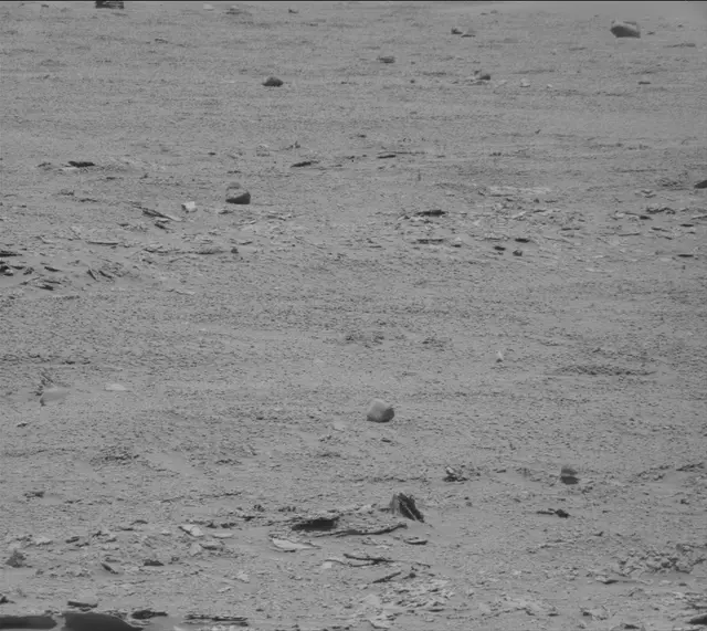 Sol 3723: Mast Camera (Mastcam)