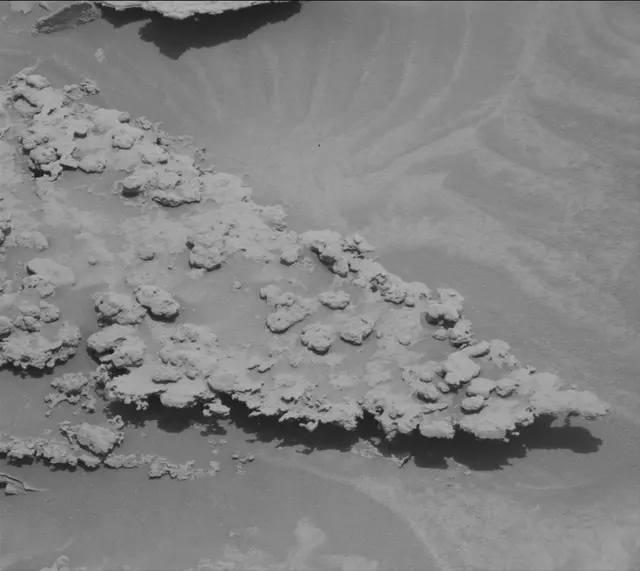 Sol 3723: Mast Camera (Mastcam)