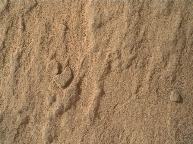 Sol 3723: Mars Hand Lens Imager (MAHLI)