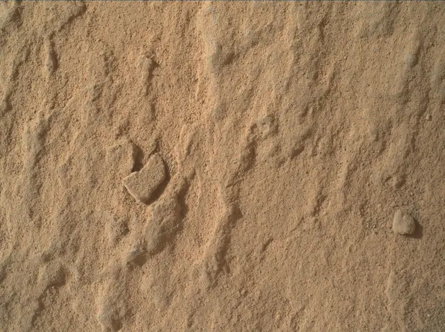 Sol 3723: Mars Hand Lens Imager (MAHLI)