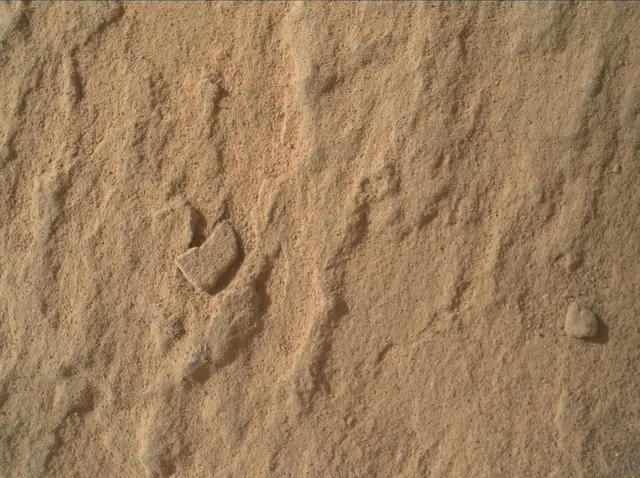 Sol 3723: Mars Hand Lens Imager (MAHLI)