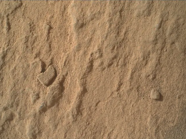 Sol 3723: Mars Hand Lens Imager (MAHLI)