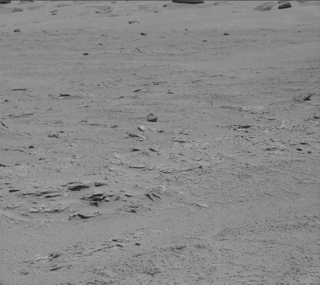 Sol 3724: Mast Camera (Mastcam)