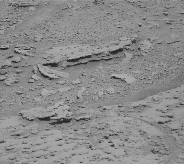 Sol 3724: Mast Camera (Mastcam)