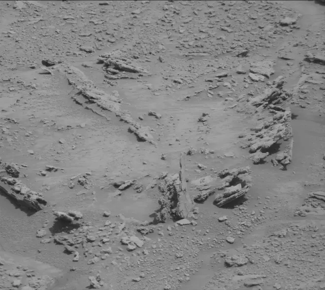 Sol 3724: Mast Camera (Mastcam)