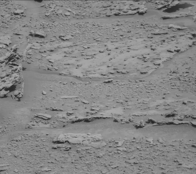 Sol 3724: Mast Camera (Mastcam)