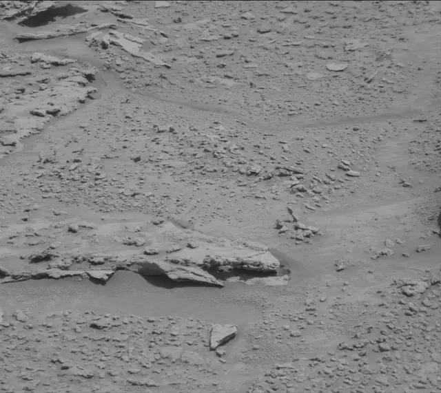 Sol 3724: Mast Camera (Mastcam)