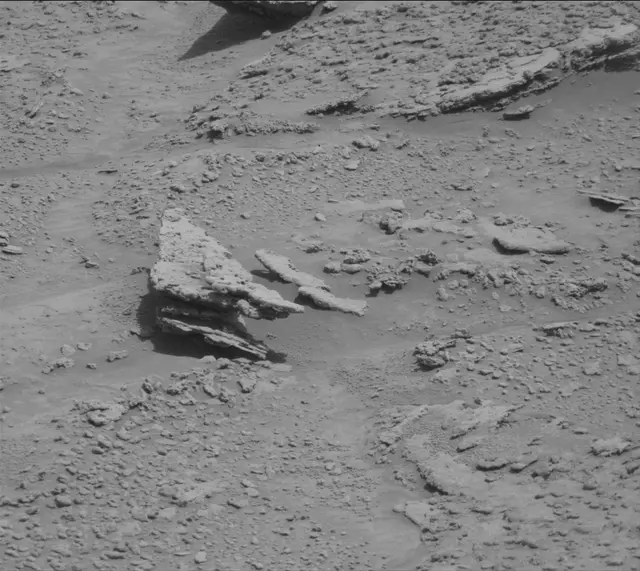 Sol 3724: Mast Camera (Mastcam)