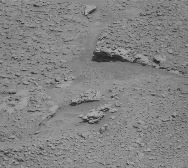 Sol 3724: Mast Camera (Mastcam)