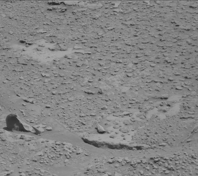 Sol 3724: Mast Camera (Mastcam)