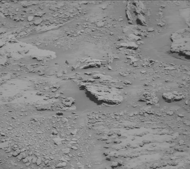 Sol 3724: Mast Camera (Mastcam)