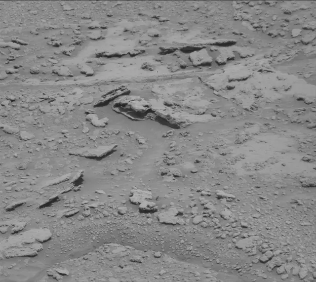 Sol 3724: Mast Camera (Mastcam)