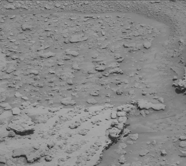 Sol 3724: Mast Camera (Mastcam)