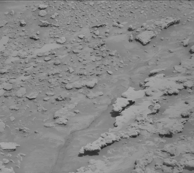 Sol 3724: Mast Camera (Mastcam)