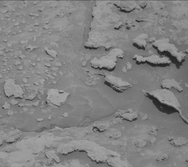 Sol 3724: Mast Camera (Mastcam)