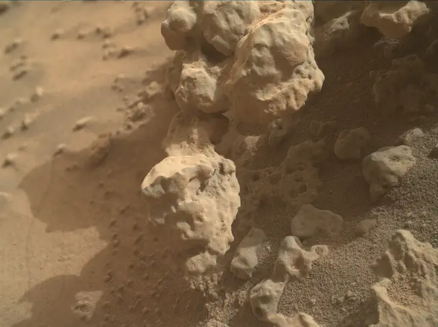 Sol 3724: Mars Hand Lens Imager (MAHLI)
