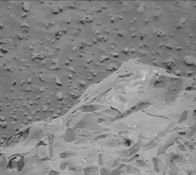 Sol 3725: Mast Camera (Mastcam)
