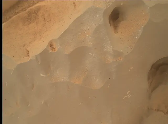 Sol 3725: Mars Hand Lens Imager (MAHLI)