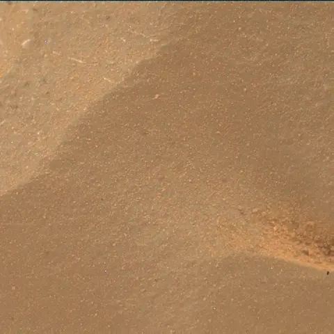 Sol 3725: Mars Hand Lens Imager (MAHLI)