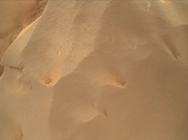 Sol 3725: Mars Hand Lens Imager (MAHLI)
